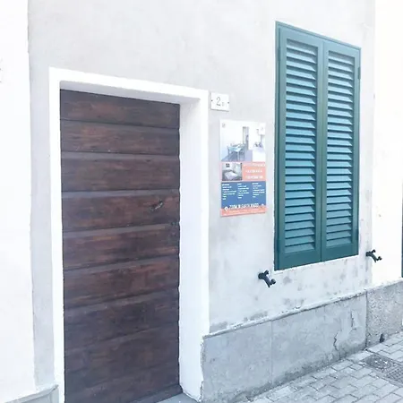 Sbirciamare By Zoom In Earth * Marina di Cecina